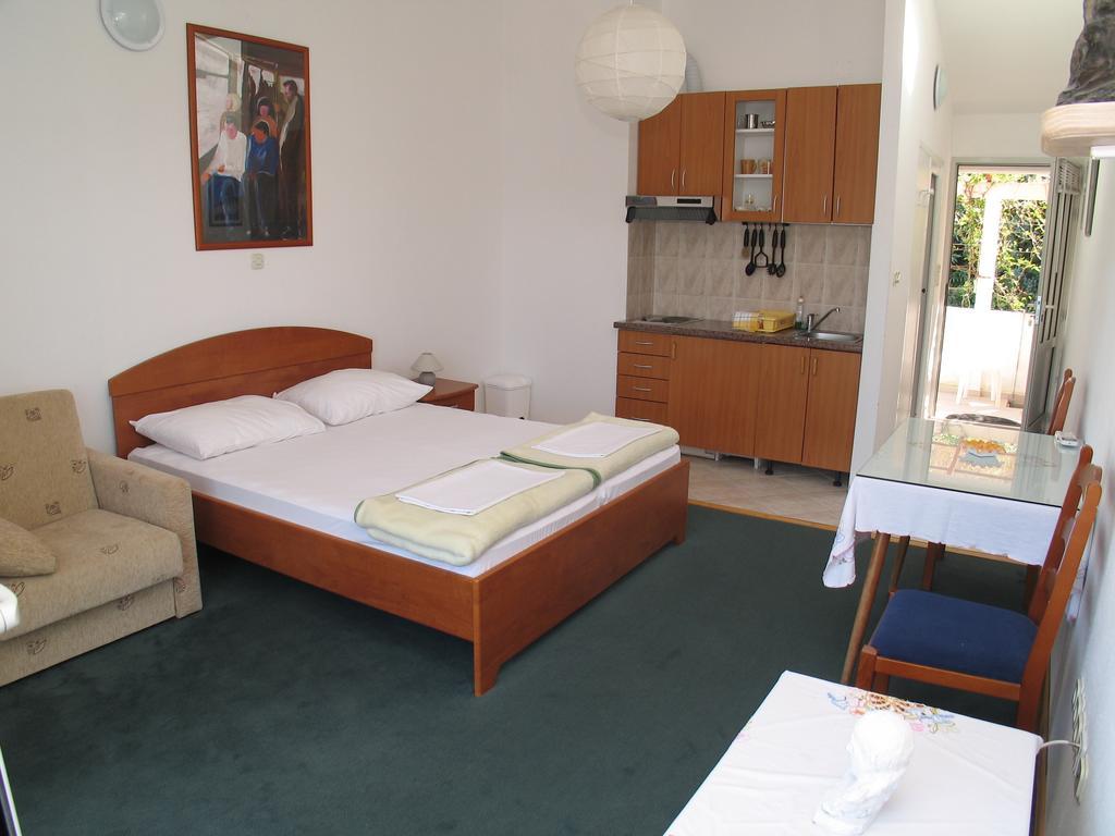 Apartments Bicanic Hvar Town Ruang foto