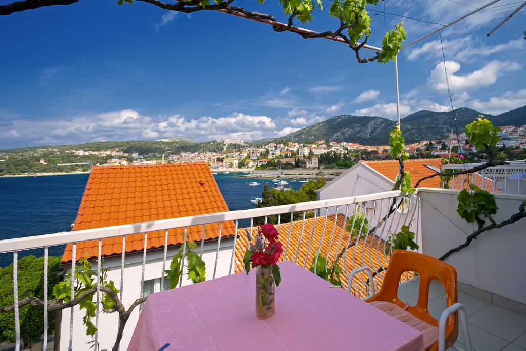 Apartments Bicanic Hvar Town Bagian luar foto