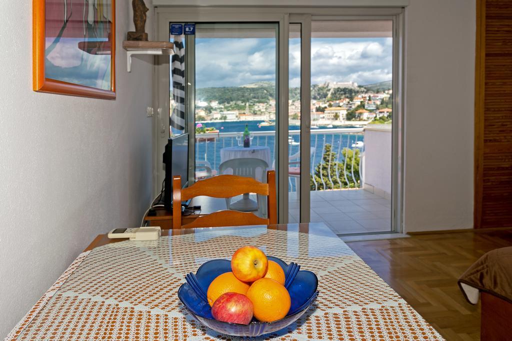 Apartments Bicanic Hvar Town Bagian luar foto