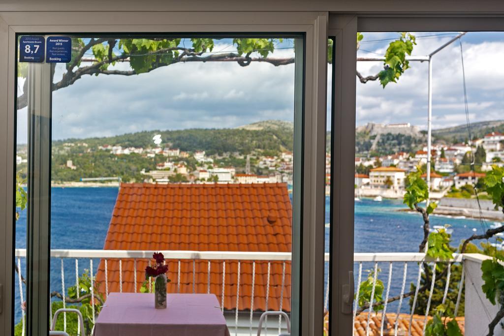 Apartments Bicanic Hvar Town Bagian luar foto